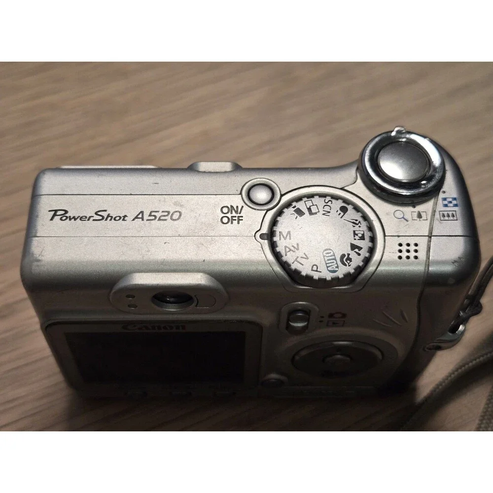 Canon PowerShot A520 Digital Camera 4.0MP Silver For PARTS ONLY
